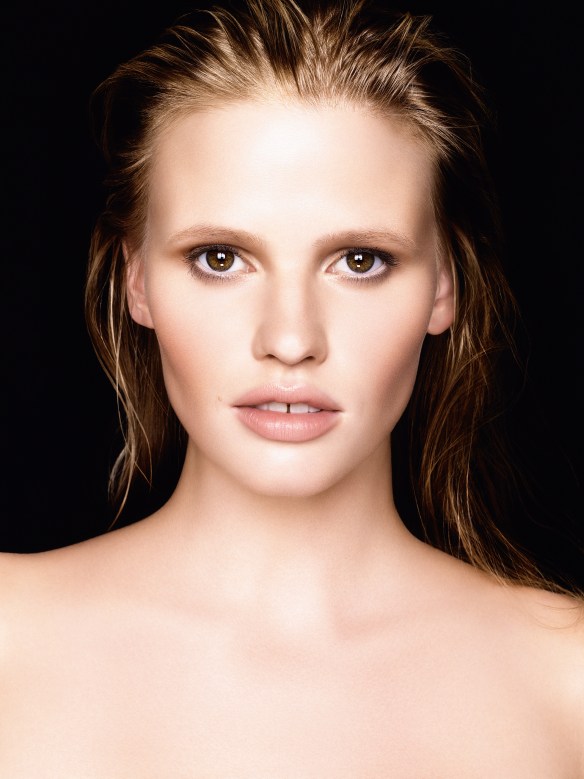 Nude_Magique_Blur_visual