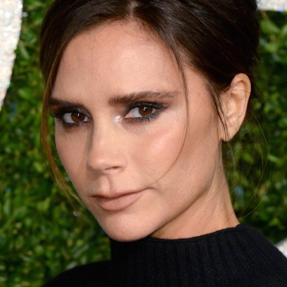 victoria-beckham-nails-inc-nagellak-collectie-640