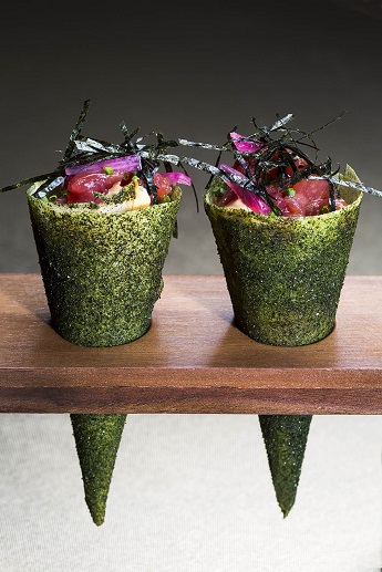 Mini-Bar-Tuna-tartar-temaki-cone-a