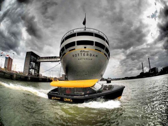 ss-rotterdam-watertaxi