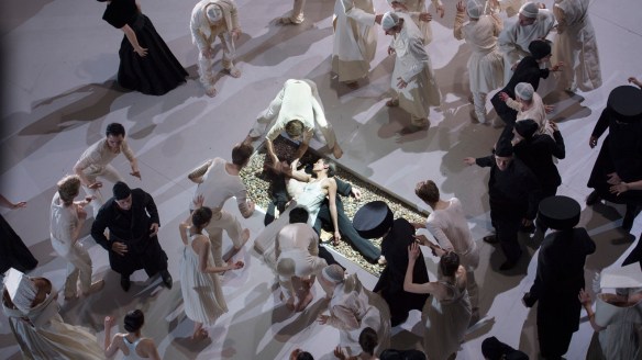 Roméo et Juliette_credits Monika Rittershaus (13)-web (1)