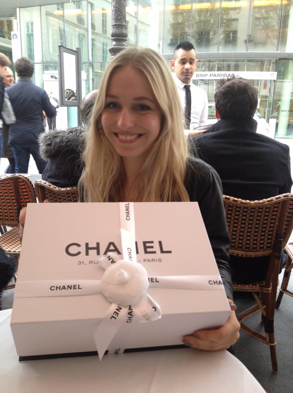 AA6B4403-702F-4D8D-94D2-CC913711A3AF